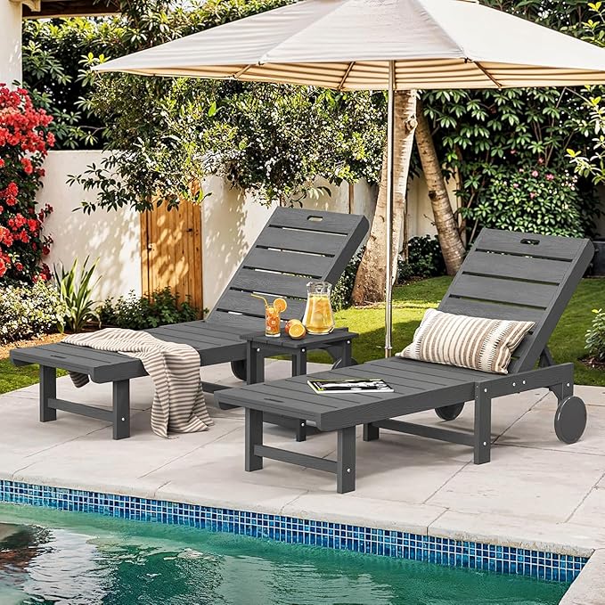 Outdoor Chaise Lounge Chairs with Table, 3-Piece, 26.8” Super Wide Lounge Chair Outdoor, HDPS Pool Chairs with 5 Positions, Patio Lounge Chair with Wheels for Pool,Lawn,Backyard, Dark Gray