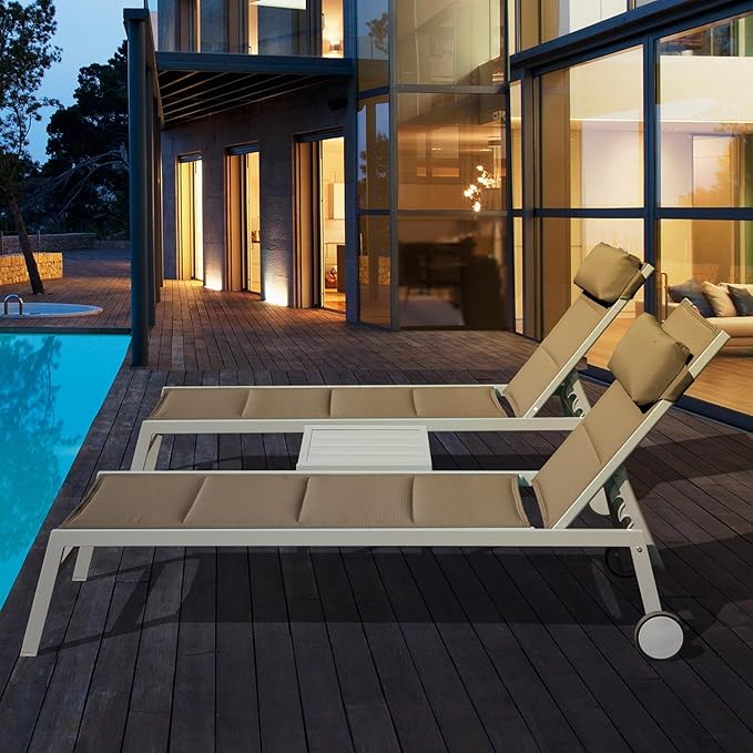 Domi Patio Chaise Lounge Set of 3, Outdoor Lounge Chair, Aluminum Textilene Padded 5 Position Pool Lounger, Stackable Lounge Chair w/Headrest, Wheels, Side Table, for Beach Backyard Lawn, Khaki