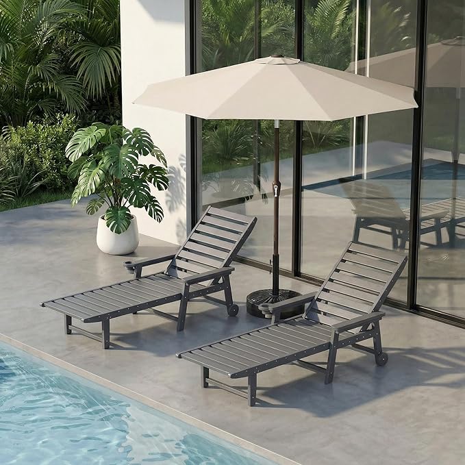 5-Position Adjustable Lounge Chair Outdoor Set of 2 with Umbrella, HDPE Outdoor Chaise Lounge with Cup Holder & Wheels, Pool Lounge Chairs for Poolside, Beach, Deck, Grey