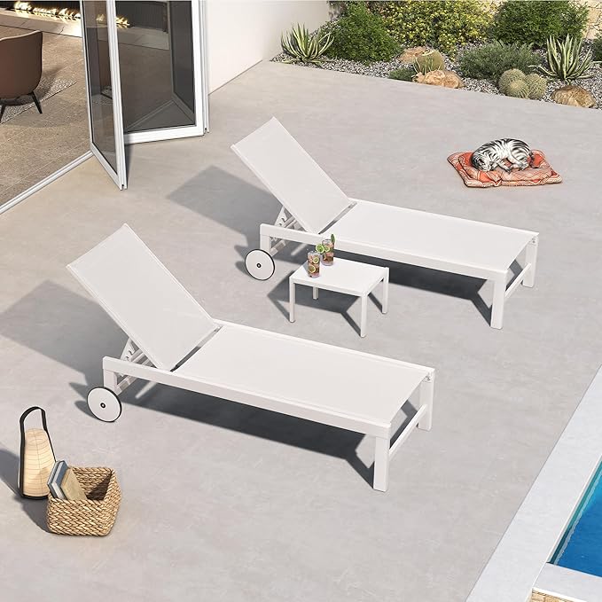 PURPLE LEAF Outdoor Chaise Lounge Chairs Set of 2 White Aluminum Lounge Chair Five-Position Adjustable Chaise with Wheels and Table for Pool Deck Patio, Ivory