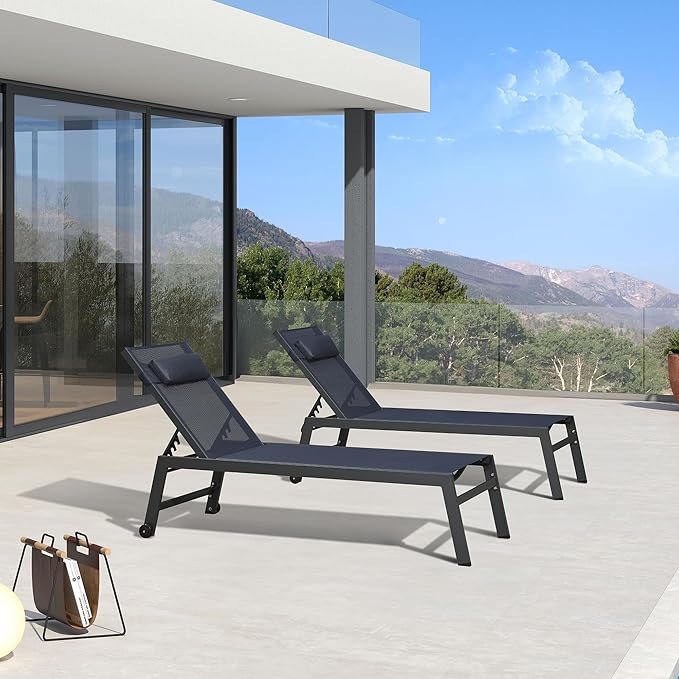 PURPLE LEAF Outdoor Oversized Lounge Chair Set Patio Chaise Pool Lounger Aluminum Frame with 2 Side Table and Wheels for Outside Sunbathing Tanning Recliner Including Pillows Navy Blue