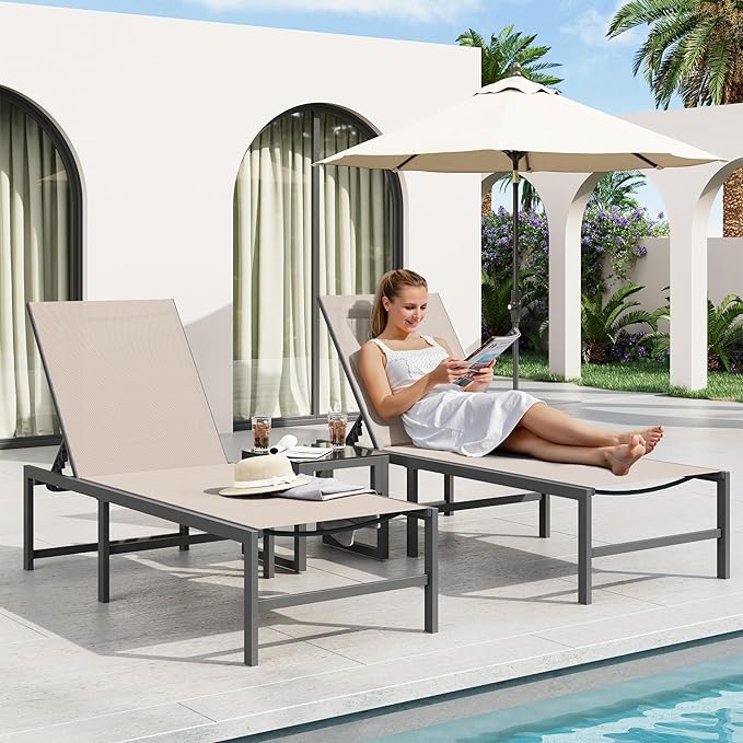 Amopatio Outdoor Patio Lounge Chair, Adjustable Heavy-Duty Chaise Lounge for Poolside, Weather Resistant Pool Lounge Furniture Set with Table for Backyard Beach, 400 LBS Capacity(Khaki)
