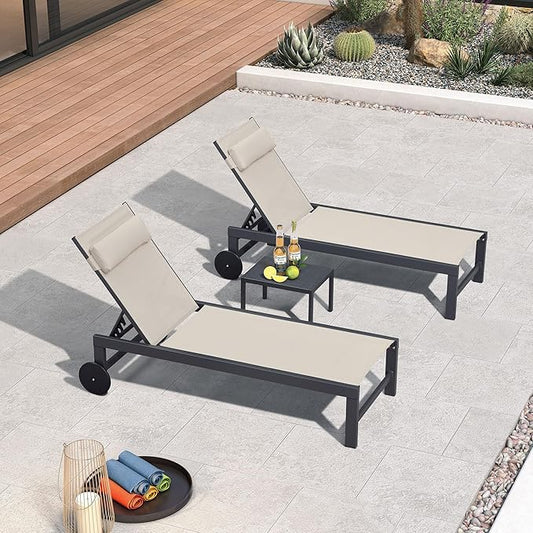 PURPLE LEAF Patio Lounge Chair Set Outdoor Chaise Lounger Aluminum Frame with 2 Side Table and Wheels for Pool Outside Sunbathing Tanning Recliner Including Pillows Beige
