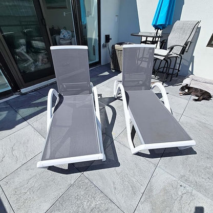 PURPLE LEAF Patio Chaise Lounge Chair with Armrests Outside Aluminum Plastic Stackable Tanning Chairs for Pool Sunbathing Beach Deck Outdoor Lounger, Light Grey