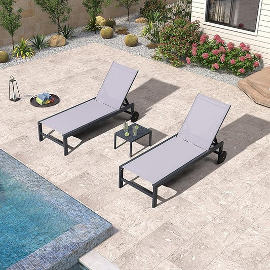 PURPLE LEAF Outdoor Chaise Lounge with Wheels for Outside 2 Pieces Aluminum Patio Lounge Chair with 5 Adjustable Position for Outdoor Beach Yard Pool Side Table Included Light Grey