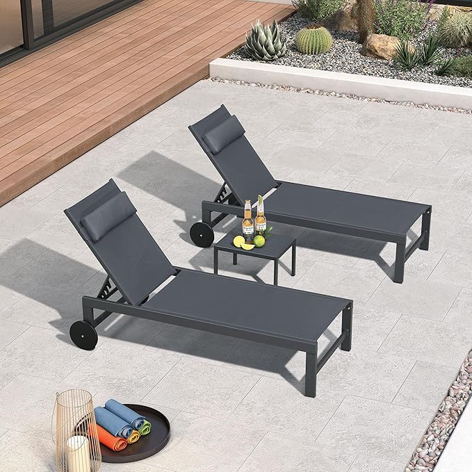 PURPLE LEAF Patio Lounge Chair Set Outdoor Chaise Lounger Aluminum Frame with 2 Side Table and Wheels for Pool Outside Sunbathing Tanning Recliner Including Pillows Gray