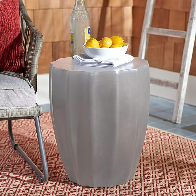 SAFAVIEH Outdoor Collection Jaslyn Modern Dark Grey Concrete Round Accent Table (Fully Assembled)