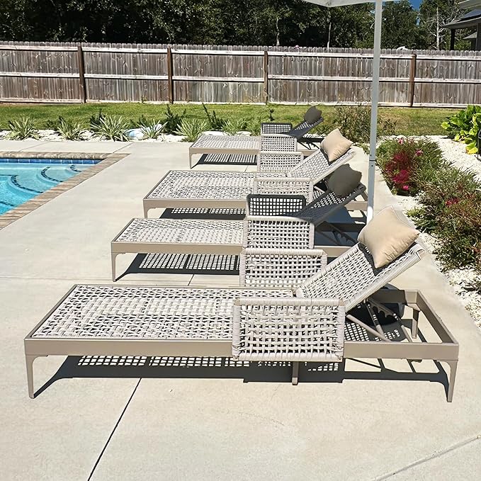 PURPLE LEAF 4 Pieces Outdoor Chaise Lounge Set Rattan Wicker Lounger with Arms Poolside Furniture Adjustable Recliners Patio Lounge Chairs for Beach Yard Garden Balcony, Champagne