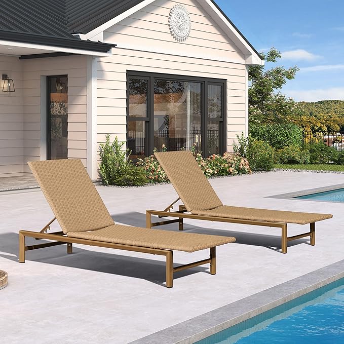 PURPLE LEAF Patio Chaise Lounge Chairs Outdoor Set of 2, Wicker Pool Lounge Chairs for Outside with Adjustable Backrest, Aluminum Sunbathing Lounger for Patio, Poolside, Garden, Light Brown