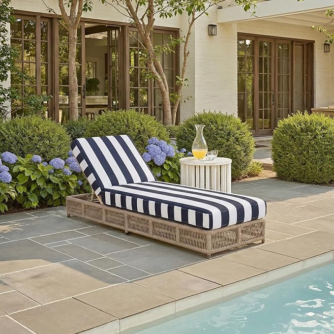 SAFAVIEH Outdoor Patio Furniture Collection - Gillian Heather Tan Rope Daybed, Navy Stripe Cushion, Coastal Sunlounger - Photo 1