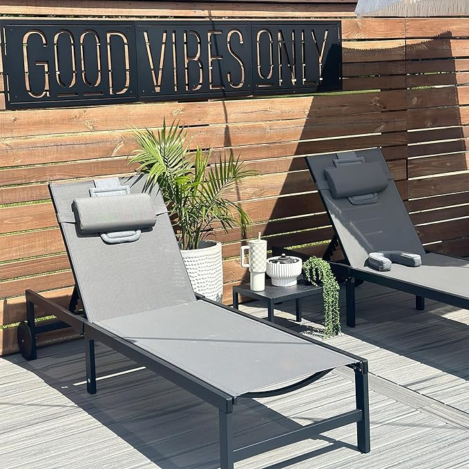 PURPLE LEAF Outdoor Tanning Lounge Chair Set with Face Hole Aluminum Adjustable Chairs Wheels Pillows and Table for Poolside Beach Patio Reclining Sunbathing Lounger Grey
