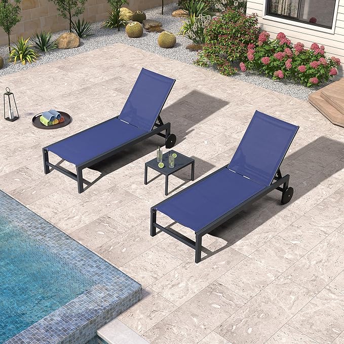 PURPLE LEAF Outdoor Chaise Lounge with Wheels for Outside Aluminum 4 Pieces Patio Lounge Chair with 5 Adjustable Position Recliner for Patio Beach Yard Pool Side Table Included Navy Blue