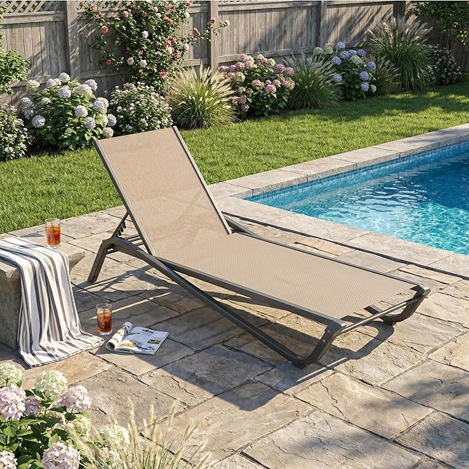 Kingdura Chaise Lounge Chairs Set for Pool, Aluminum Outdoor Lounge Chairs with 5 Positions Recliner, Lightweight Pool Lounger Lounge Chairs for Outside Patio Deck Poolside (Khaki, 1 Chair)