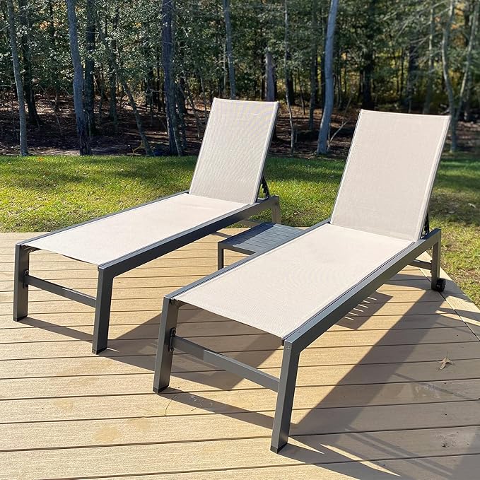 PURPLE LEAF Outdoor Chaise Lounge with Wheels for Outside 2 Pieces Aluminum Patio Lounge Chair with 5 Adjustable Position Recliner for Patio, Beach, Yard, Pool, Side Table Included, Beige