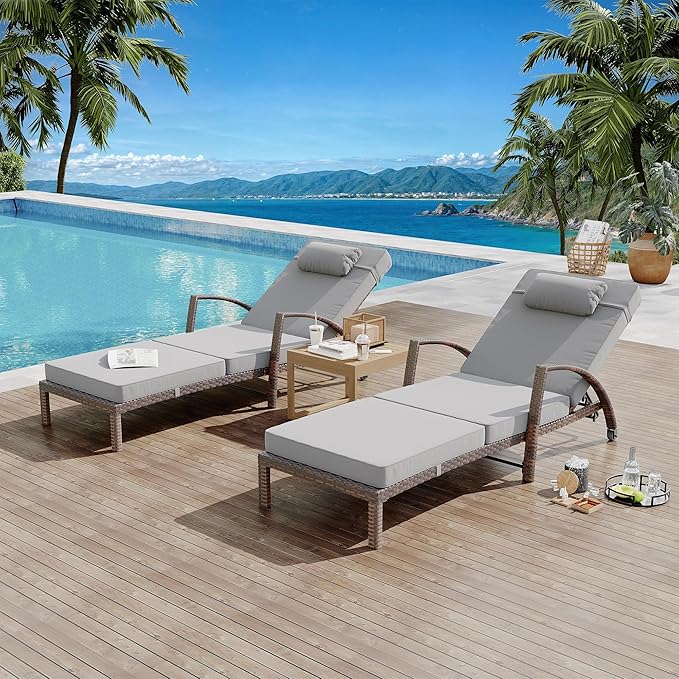 GarveeHome Chaise Lounge Outdoor Set of 2, PE Rattan Wicker Pool Lounge Chairs with 5-Level Backrest, Cushion, Armrest and Wheels, Easy Assembly, Outside Furniture for Garden, Patio, Beach, Grey