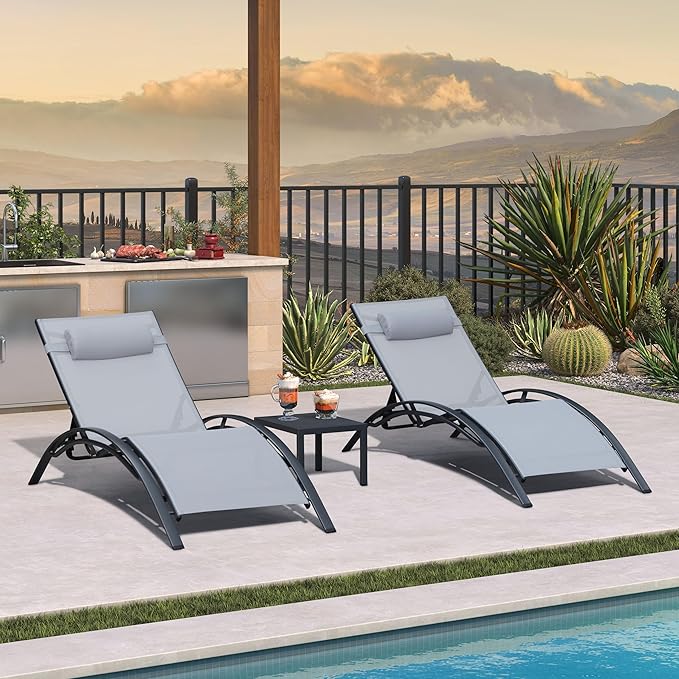 PURPLE LEAF Patio Oversized Chaise Lounge Chair Set with Side Table Poolside Adjustable Recliner Chairs for Outside Beach Outdoor Pool Sunbathing Tanning Lounger, Light Grey