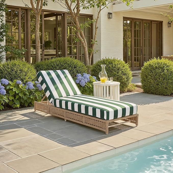 SAFAVIEH Outdoor Patio Furniture Collection – Callan Tan Rope & Hunter Green Stripe Cushion Lounger, Fully Assembled Outdoor Chaise, Modern Low-Profile Design (PAT7546H)