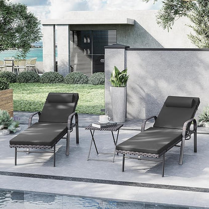 Kurapika Patio Chaise Lounge Set 3 Pieces Outdoor Lounge Chair, Rattan Reclining Chair Adjustable Backrest, Pool Sunbathing Recliners with Folding Table for Poolside Beach, Black